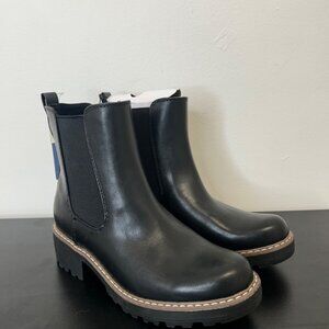 K-9 Universal Thread Size 6 Women's Celina Chelsea Boots w/ Memory Foam Insoles